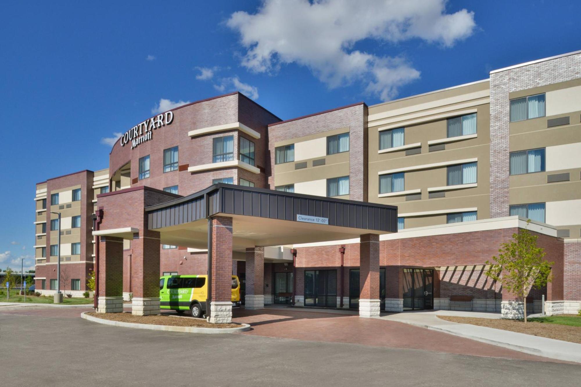 Courtyard By Marriott St Louis צ'סטרפילד מראה חיצוני תמונה